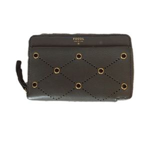 Fossil wallet gray with brass accents, zip close